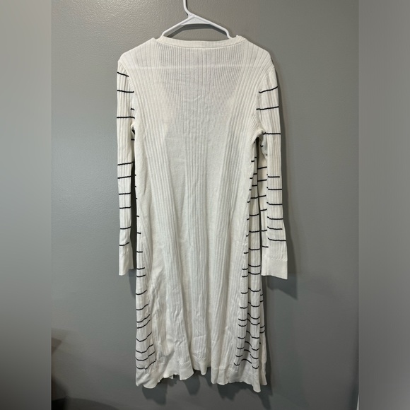 EUC Cabi Dashes Sweater Long Cardigan Size Small White and Black - Picture 6 of 10